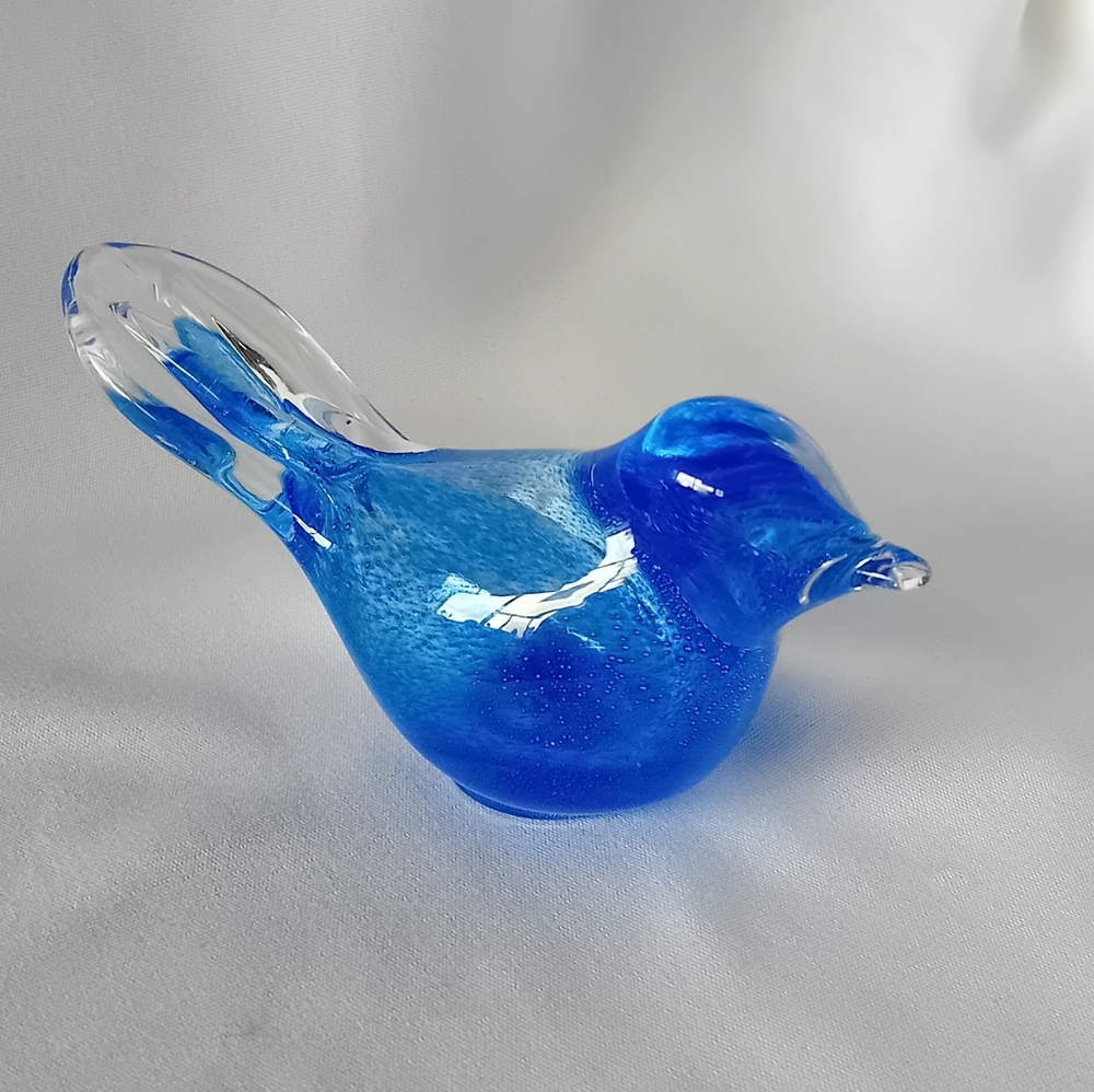 Handmade Blue And Clear Glass Bird Figurine Paperweight